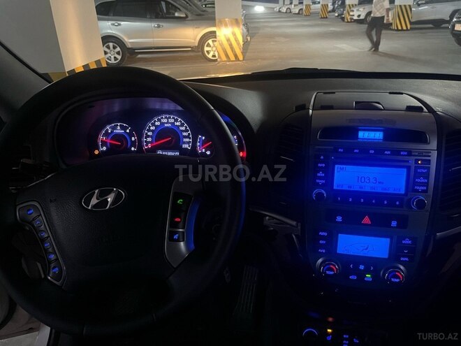 Hyundai Santa Fe 2010, 196,000 km - 2.0 л - Bakı
