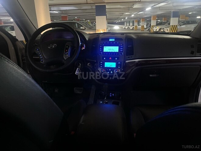 Hyundai Santa Fe 2010, 196,000 km - 2.0 л - Bakı