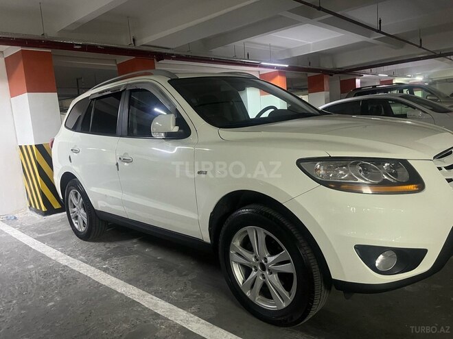 Hyundai Santa Fe 2010, 196,000 km - 2.0 л - Bakı