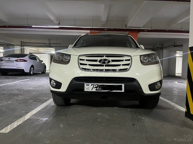 Hyundai Santa Fe 2010, 196,000 km - 2.0 л - Bakı