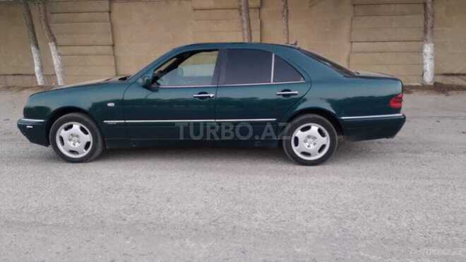 Mercedes E 220 1998, 250,000 km - 2.2 л - Sumqayıt