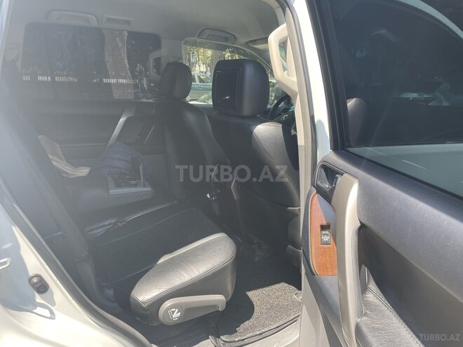 Toyota Prado 2012, 207,322 km - 2.7 l - Bakı
