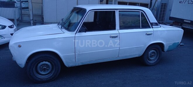 LADA (VAZ) 21011 1979, 225,000 km - 1.3 l - Bakı