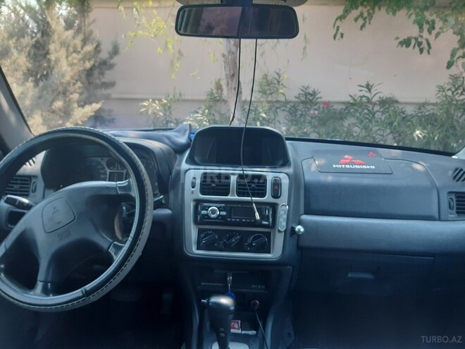 Mitsubishi Pajero io 1999, 370,000 km - 1.8 l - Bakı