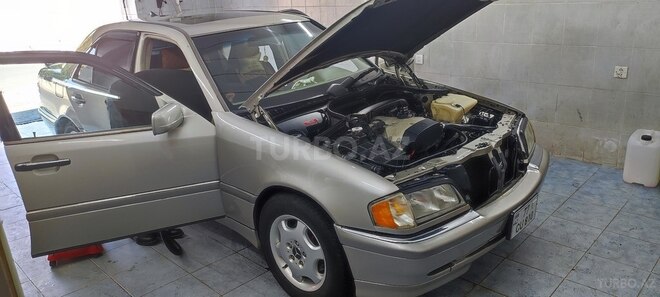 Mercedes C 230 1997, 278,022 km - 2.3 l - Bakı