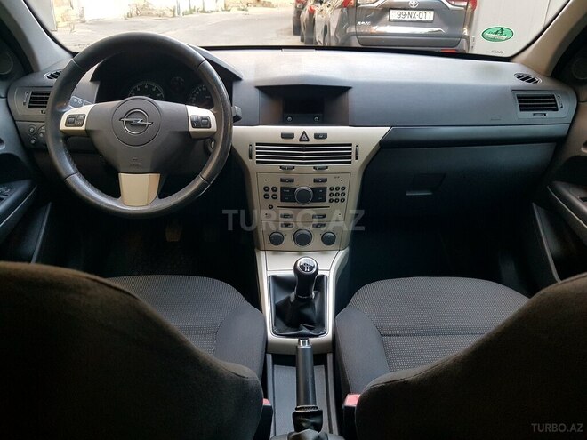 Opel Astra 2008, 132,000 km - 1.4 l - Bakı