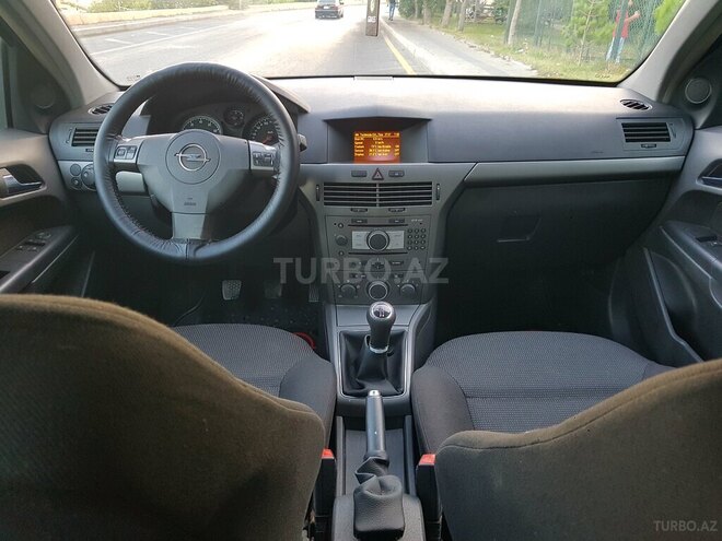 Opel Astra 2004, 220,000 km - 1.4 l - Bakı