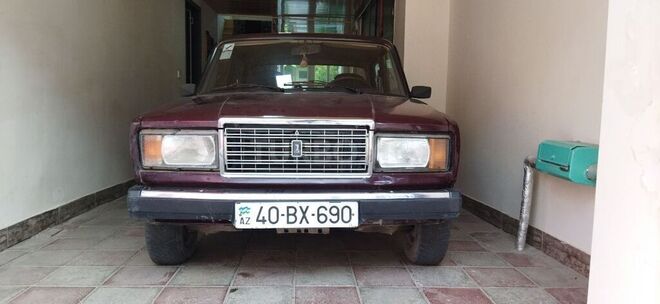 LADA (VAZ) 2107 2005, 176,500 km - 1.6 l - Quba