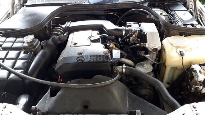 Mercedes C 220 1995, 271,300 km - 2.2 л - Bakı