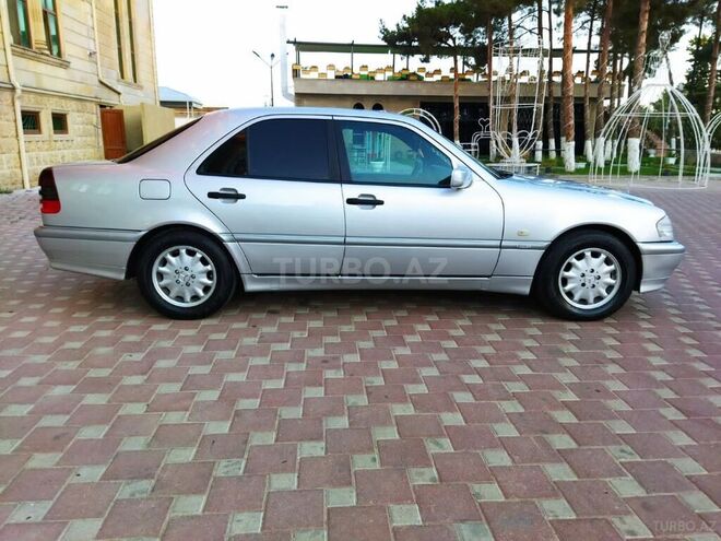 Mercedes C 200 1998, 318,000 km - 2.0 л - Şirvan