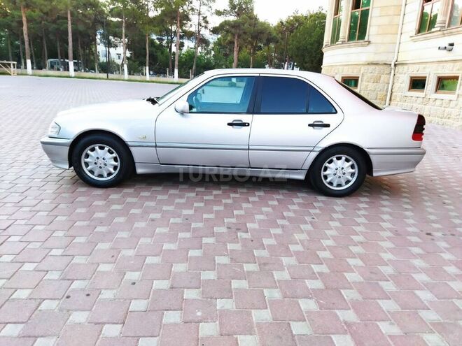 Mercedes C 200 1998, 318,000 km - 2.0 л - Şirvan