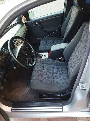 Mercedes C 200 1998, 318,000 km - 2.0 л - Şirvan