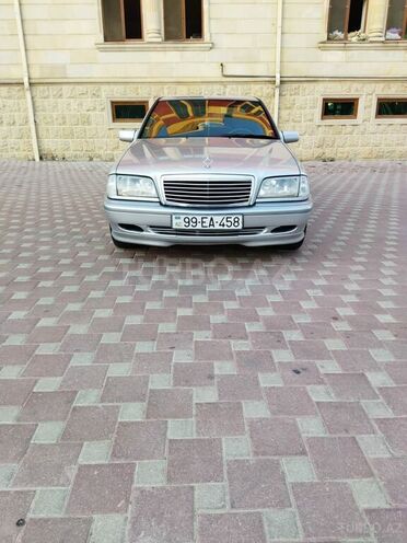Mercedes C 200 1998, 318,000 km - 2.0 л - Şirvan