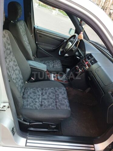 Mercedes C 200 1998, 318,000 km - 2.0 л - Şirvan