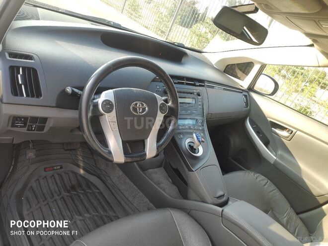 Toyota Prius 2009, 214,000 km - 1.8 л - Bakı