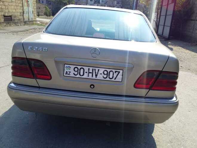 Mercedes E 240 1998, 250,000 km - 2.4 l - Sumqayıt