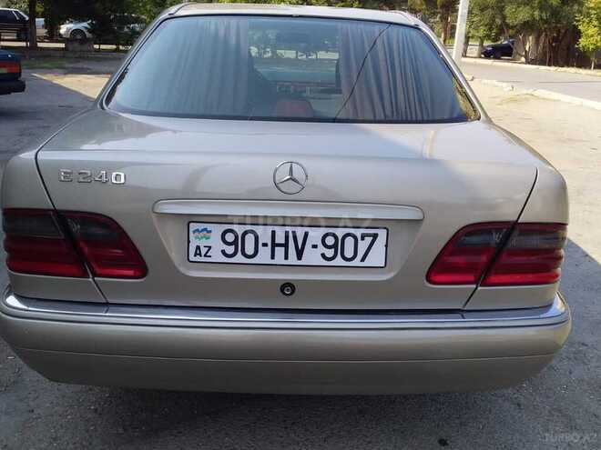 Mercedes E 240 1998, 250,000 km - 2.4 l - Sumqayıt