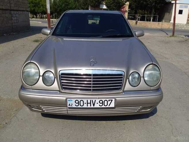 Mercedes E 240 1998, 250,000 km - 2.4 l - Sumqayıt