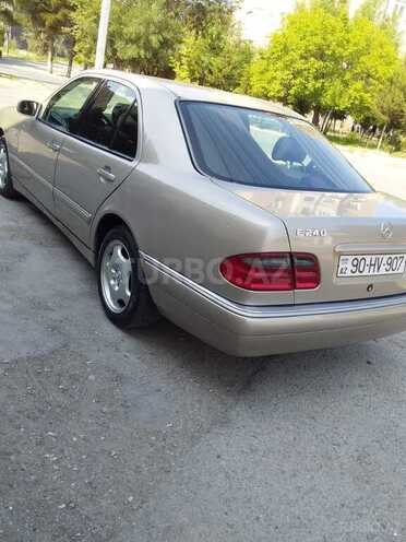 Mercedes E 240 1998, 250,000 km - 2.4 l - Sumqayıt