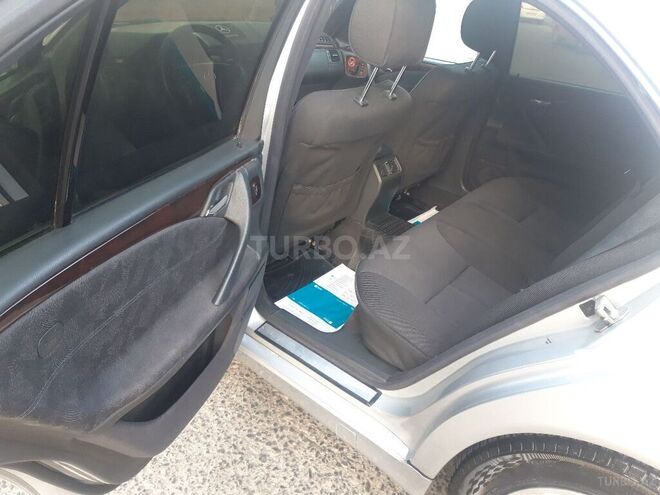 Mercedes E 220 1999, 503,256 km - 2.2 l - Şəki