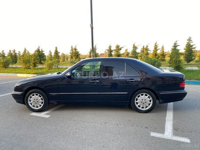 Mercedes E 240 2000, 262,000 km - 2.4 l - Sumqayıt