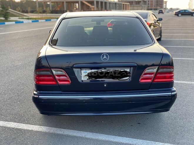 Mercedes E 240 2000, 262,000 km - 2.4 l - Sumqayıt