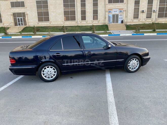 Mercedes E 240 2000, 262,000 km - 2.4 l - Sumqayıt