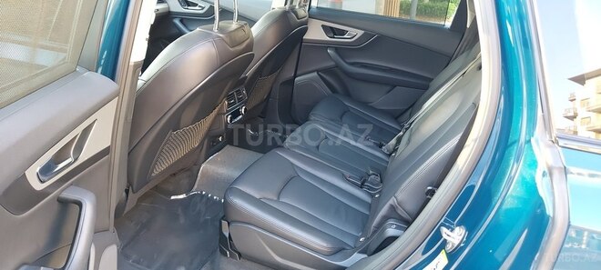 Audi Q7 2018, 58,000 km - 2.0 л - Bakı