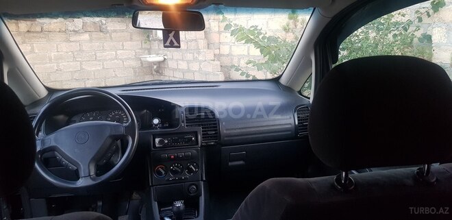 Opel Zafira 1999, 320,000 km - 1.8 l - Qusar