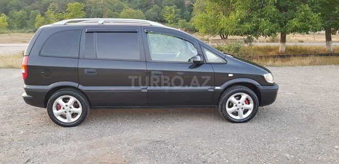 Opel Zafira 1999, 320,000 km - 1.8 l - Qusar