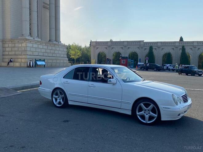 Mercedes E 320 2001, 206,000 km - 3.2 л - Gəncə