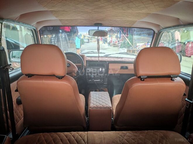 LADA (VAZ) Niva 2000, 170,000 km - 1.7 l - Quba