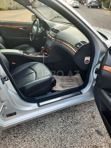 Mercedes E 220 2006, 276,321 km - 2.2 l - Bakı