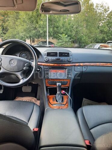 Mercedes E 220 2006, 276,321 km - 2.2 l - Bakı