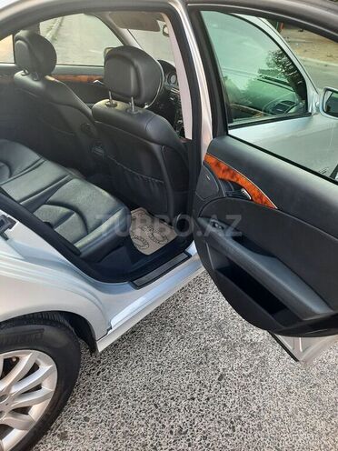 Mercedes E 220 2006, 276,321 km - 2.2 l - Bakı