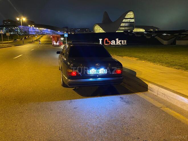Mercedes E 250 1993, 100,000 km - 2.5 l - Lənkəran