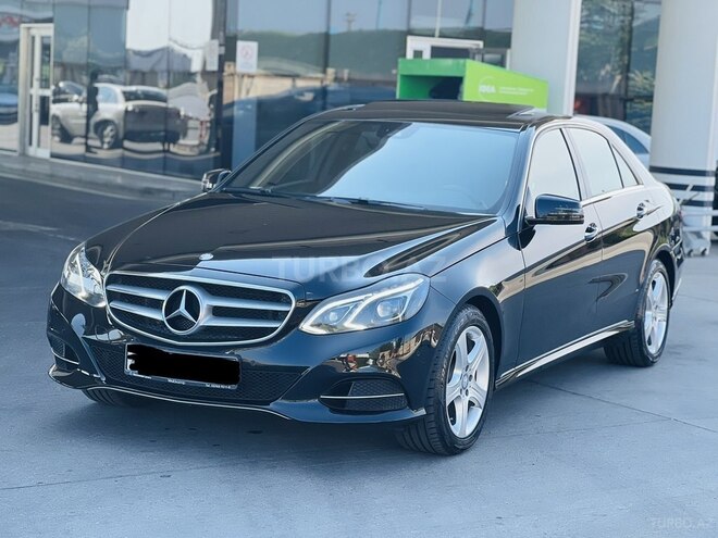 Mercedes E 220 2015, 211,542 km - 2.2 l - Bakı