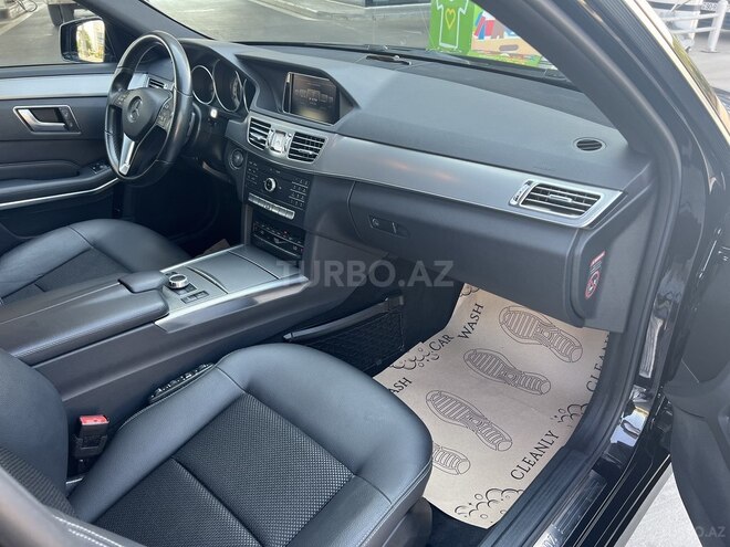 Mercedes E 220 2015, 211,542 km - 2.2 l - Bakı