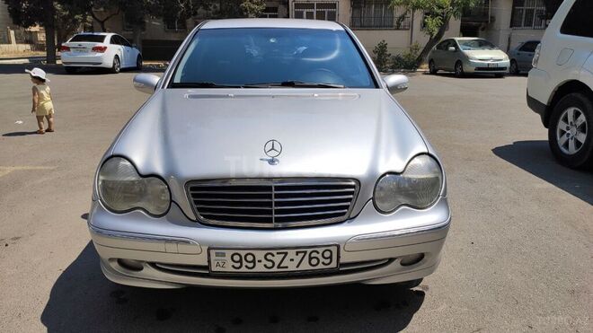 Mercedes C 200 2001, 245,000 km - 2.0 l - Bakı