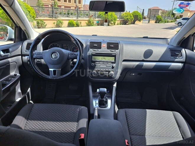 Volkswagen Jetta 2009, 118,000 km - 1.6 l - Bakı