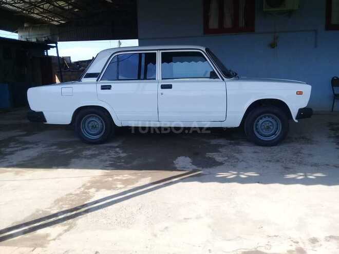 LADA (VAZ) 2107 2005, 100,000 km - 1.6 l - Saatlı