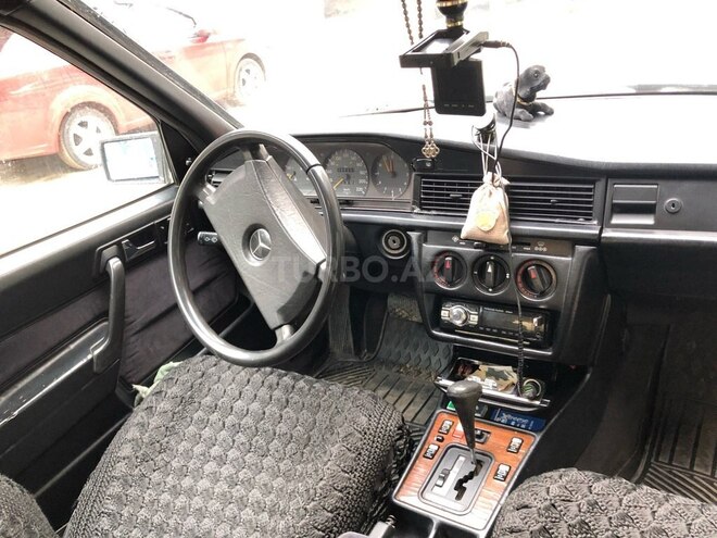 Mercedes 190 1990, 425,800 km - 1.8 l - Bakı