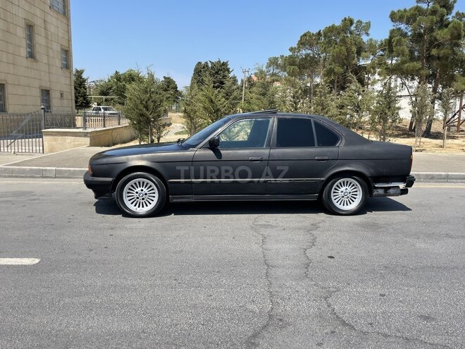 BMW 520 1991, 236,000 km - 2.0 l - Bakı