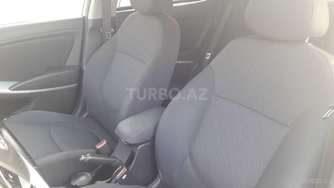 Hyundai Accent 2012, 176,000 km - 1.6 l - Masallı