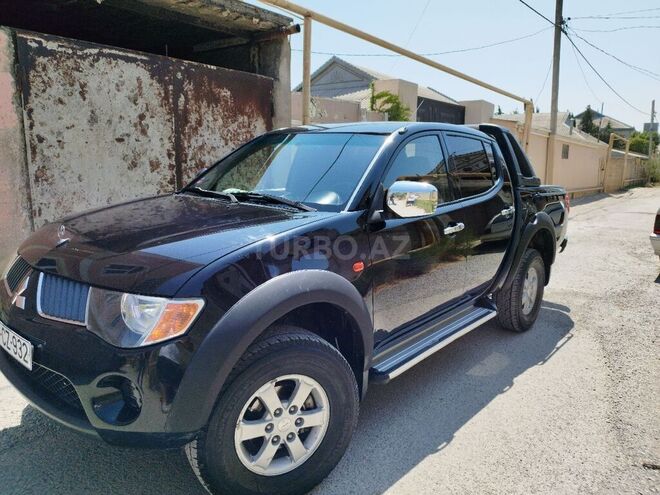 Mitsubishi L200 2008, 318,600 km - 2.5 l - Bakı