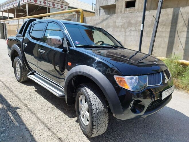 Mitsubishi L200 2008, 318,600 km - 2.5 l - Bakı