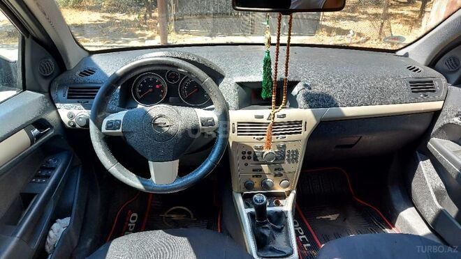 Opel Astra 2008, 210,000 km - 1.4 l - Bakı