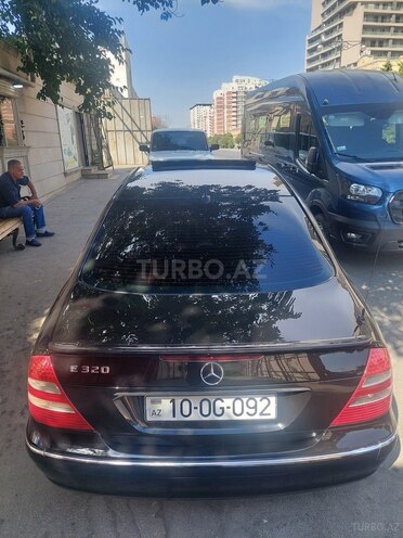 Mercedes E 320 2003, 325,000 km - 3.2 l - Bakı