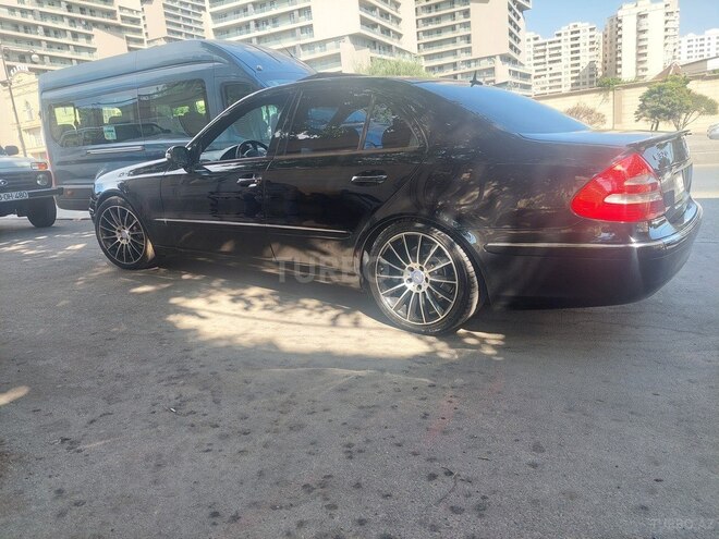 Mercedes E 320 2003, 325,000 km - 3.2 l - Bakı