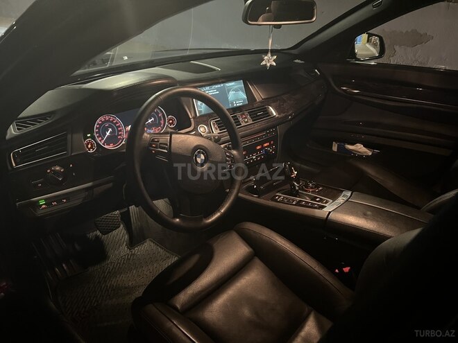 BMW 750 2012, 176,000 km - 4.4 л - Bakı